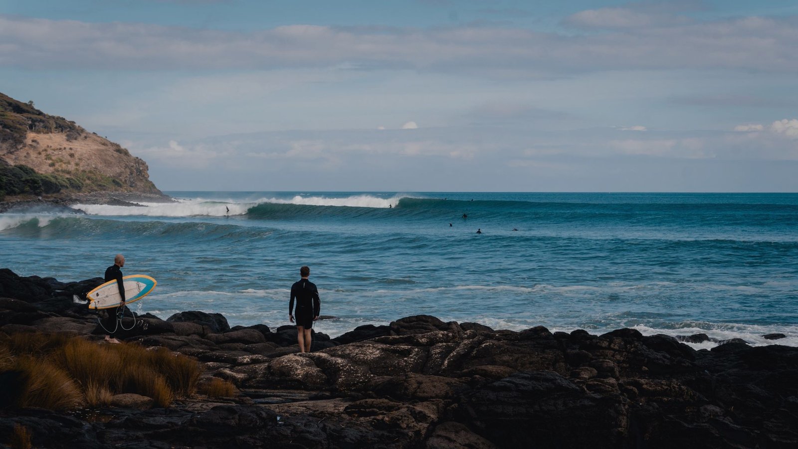 Raglan Surf Indicator Header Black Fade