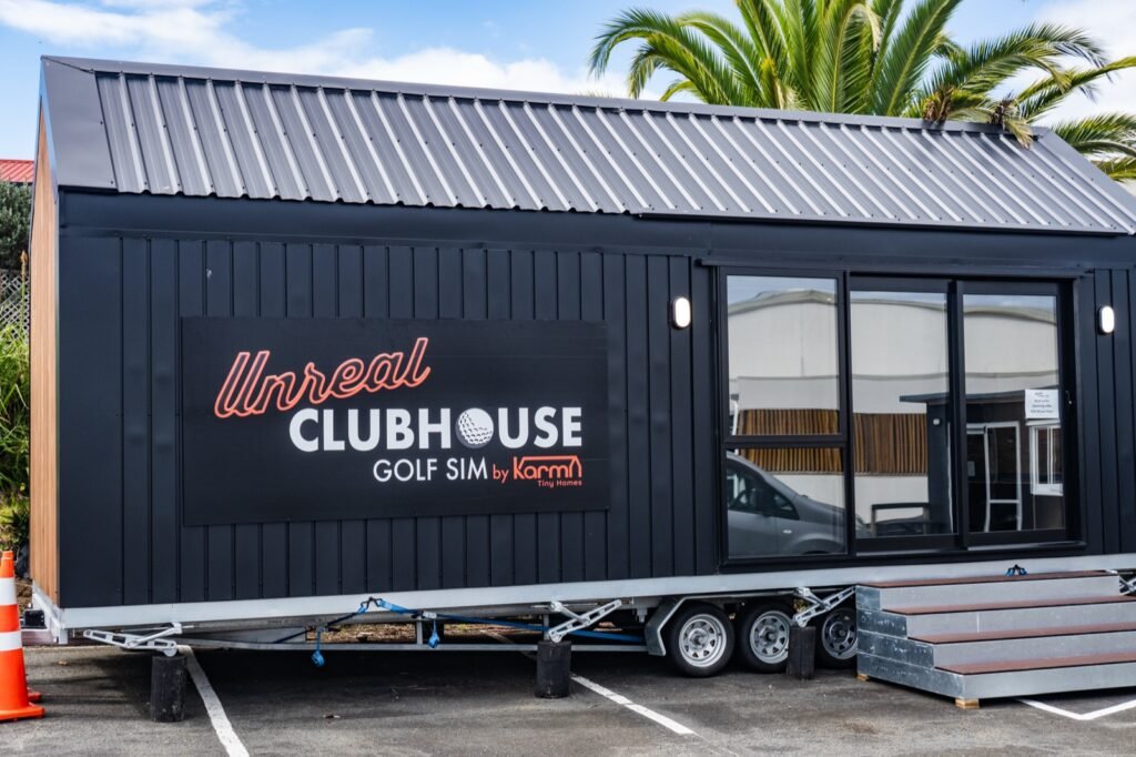 Unreal Clubhouse indoor golf simulator Raglan New Zealand